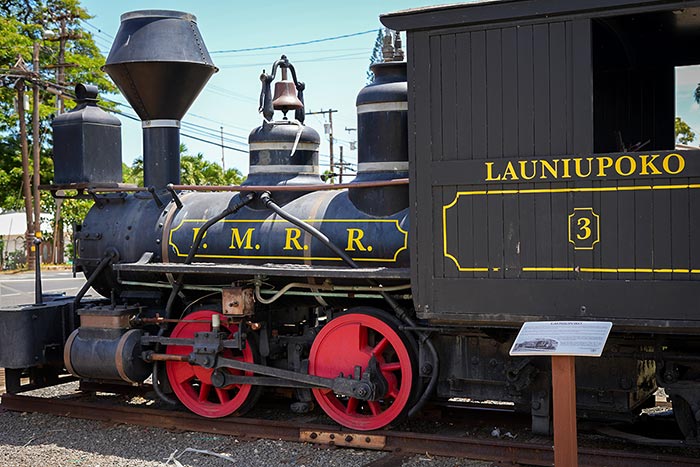 image of smokestack and trains in Lahaina Maui